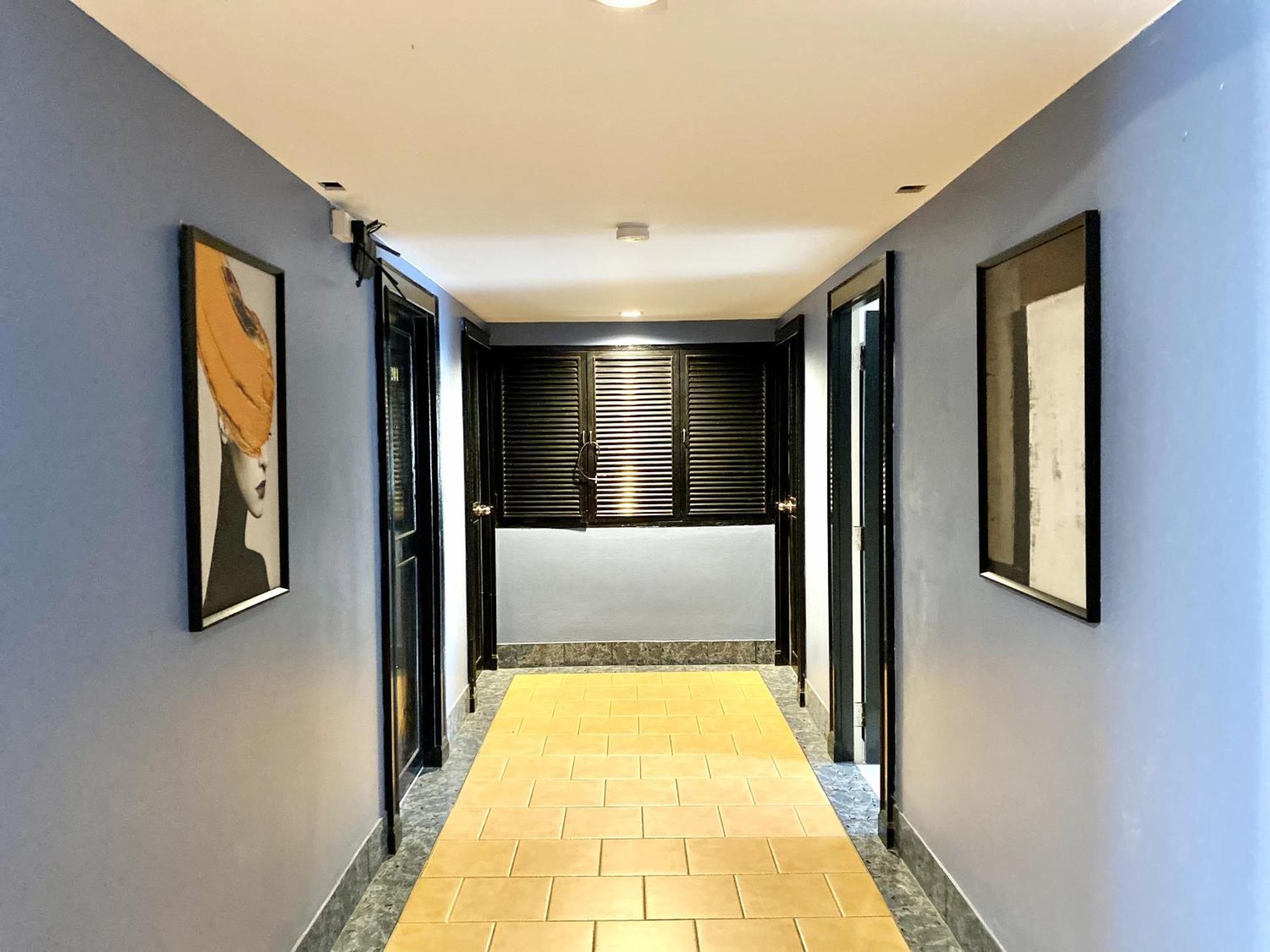 Beachwalk Minotel Patong Bagian luar foto